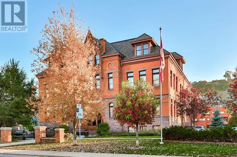 200 Stinson Street Hamilton (stinson) ON L8N 4J5