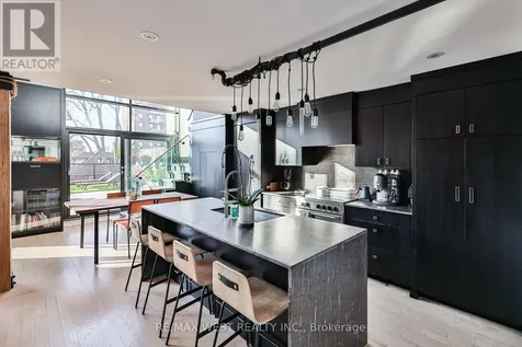 200 Stinson Street Hamilton (stinson) ON L8N 4J5