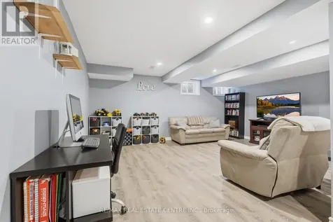 808 Cook Crescent Shelburne ON L9V 3V3