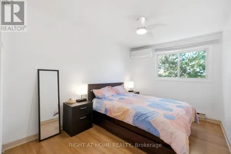 2440 Bromsgrove Road Mississauga (clarkson) ON L5J 4J7