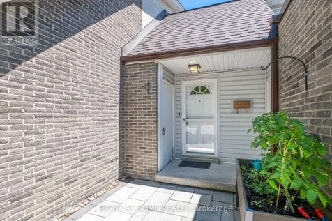 2440 Bromsgrove Road Mississauga (clarkson) ON L5J 4J7
