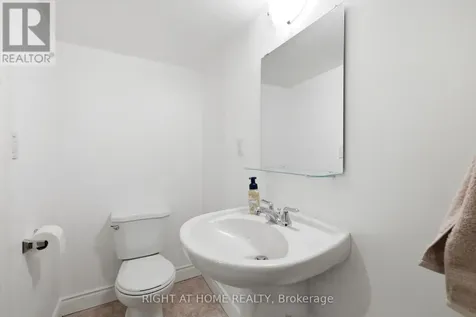 2440 Bromsgrove Road Mississauga (clarkson) ON L5J 4J7
