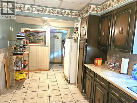 418 Gillard Street Wallaceburg ON N8A 1N6