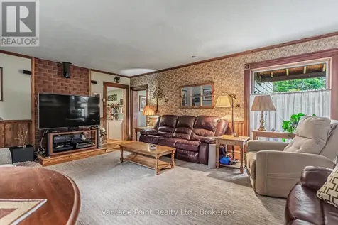 776227 10 Highway Chatsworth ON N0H 1C0