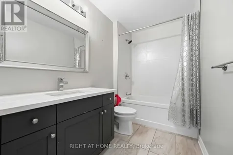 264 Pembina Private Ottawa ON K4M 0G7