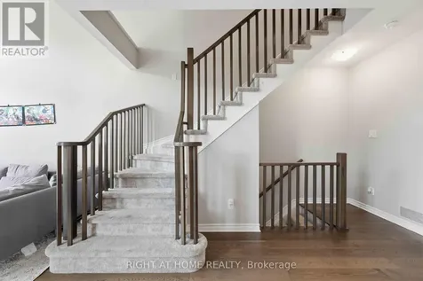 264 Pembina Private Ottawa ON K4M 0G7