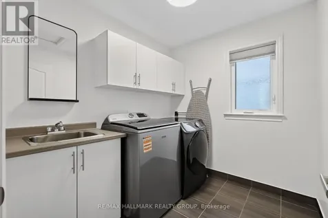 878 Excursion Way Ottawa ON K2J 6E3