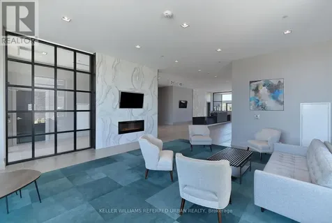 555 William Graham Drive Aurora ON L4G 7C4