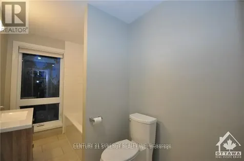 571 Mcleod Street Ottawa ON K1R 5R2