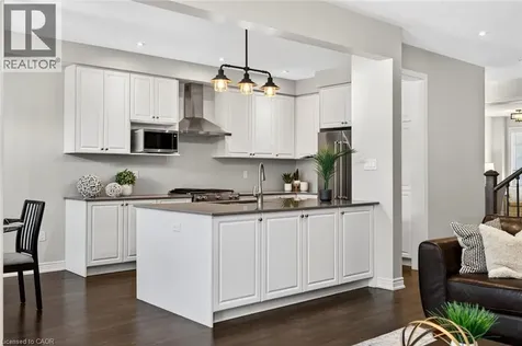 225 Skinner Road Waterdown ON L8B 1X2