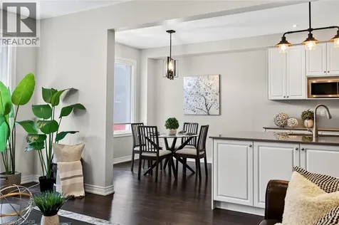 225 Skinner Road Waterdown ON L8B 1X2