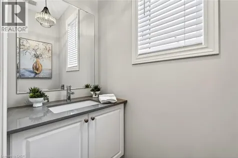 225 Skinner Road Waterdown ON L8B 1X2