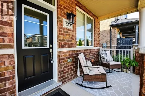 225 Skinner Road Waterdown ON L8B 1X2