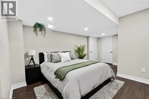 225 Skinner Road Waterdown ON L8B 1X2