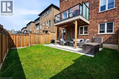 225 Skinner Road Waterdown ON L8B 1X2