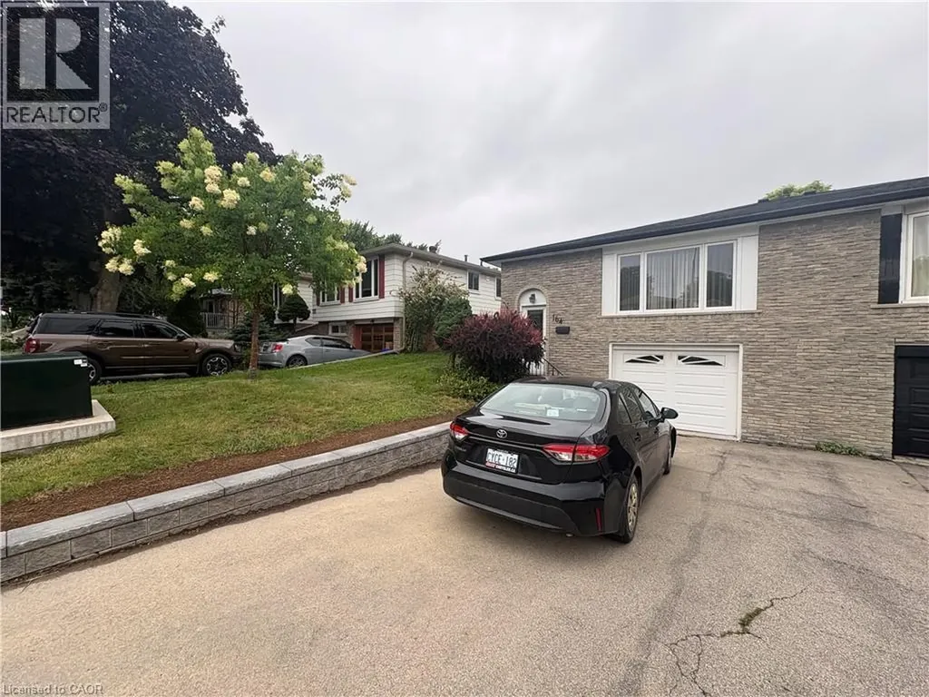 164 Gemini Drive Hamilton ON L9C 6N2