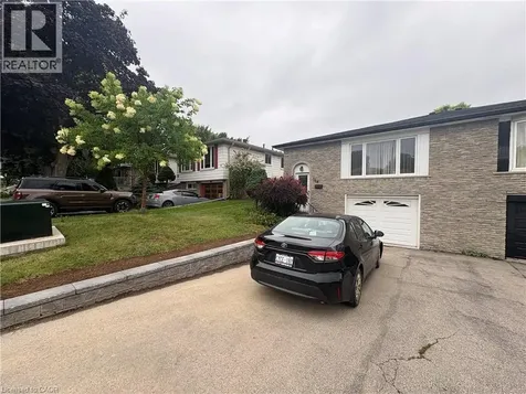 164 Gemini Drive Hamilton ON L9C 6N2