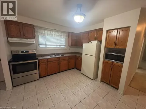 164 Gemini Drive Hamilton ON L9C 6N2