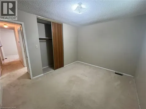 164 Gemini Drive Hamilton ON L9C 6N2