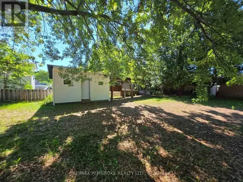 566 Perth Street Pembroke ON K8A 6B6