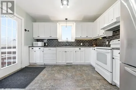 566 Perth Street Pembroke ON K8A 6B6