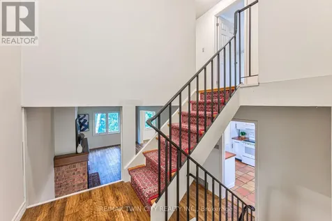 206 Candlewood Crescent Waterloo ON N2L 5Y9