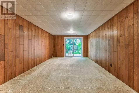 206 Candlewood Crescent Waterloo ON N2L 5Y9
