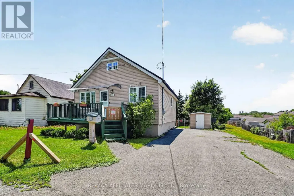 928 Pacific Lane Cornwall ON K6H 3Y9
