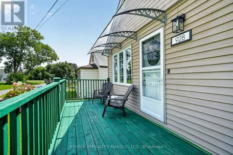 928 Pacific Lane Cornwall ON K6H 3Y9