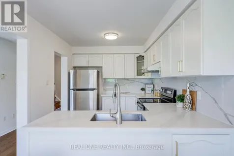 65 Westcliffe Crescent Vaughan ON L4E 0S5