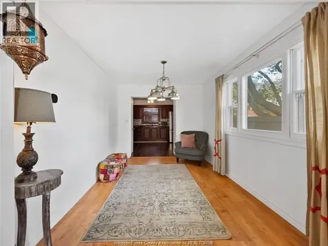 1205 Oak Avenue Windsor ON N8X 2B2
