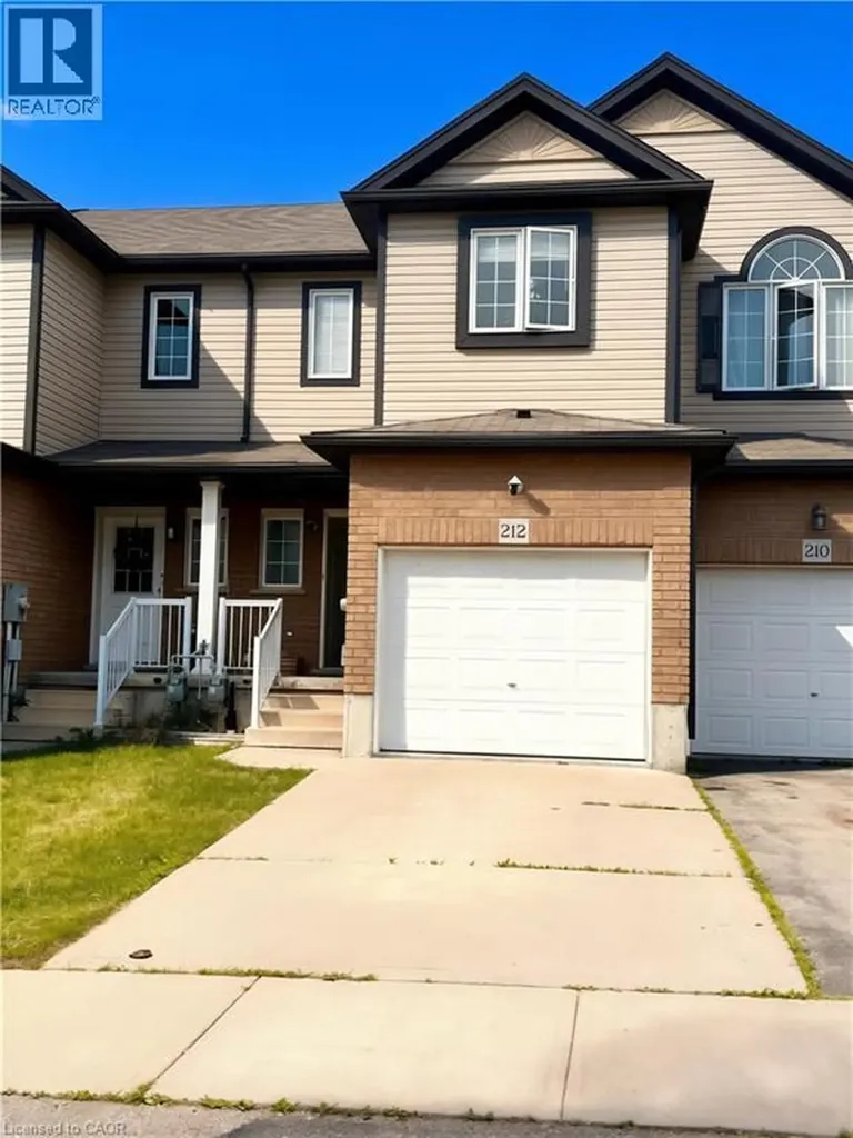 212 Countrystone Crescent Kitchener ON N2N 3S1
