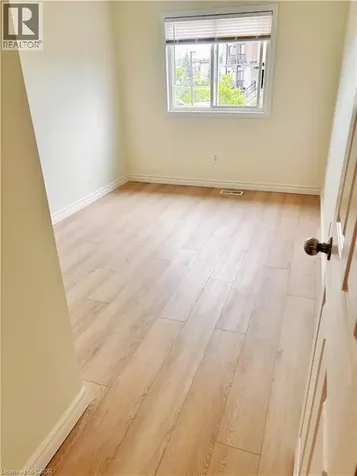 212 Countrystone Crescent Kitchener ON N2N 3S1