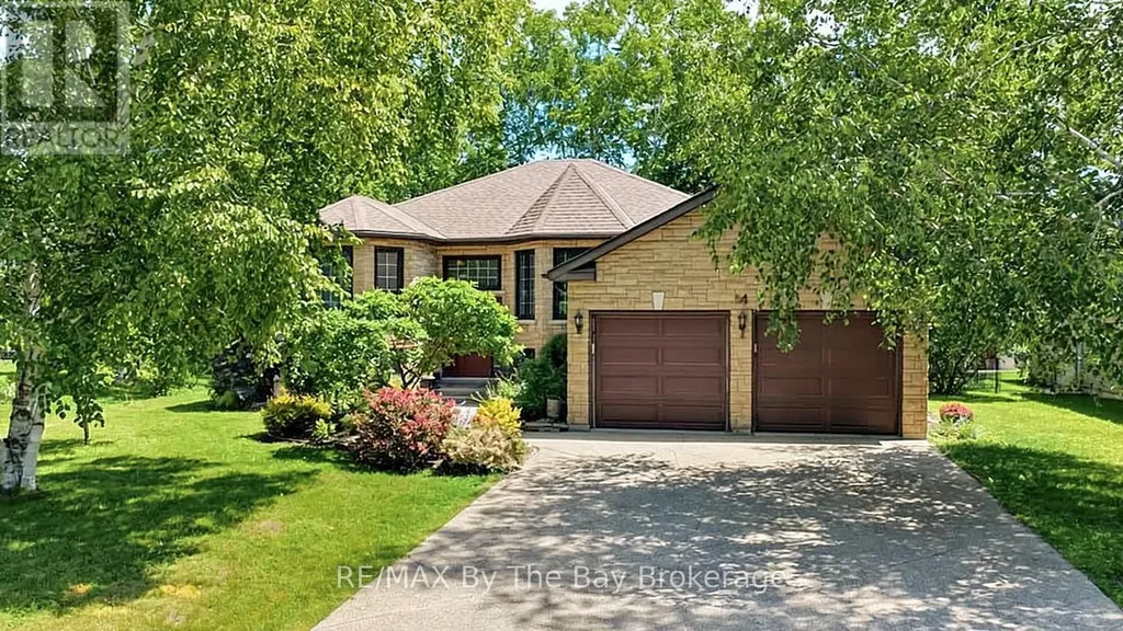 54 Fairway Crescent Wasaga Beach ON L9Z 1B8