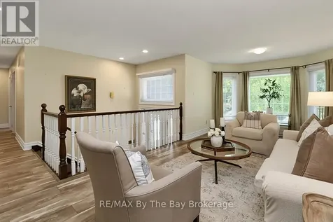54 Fairway Crescent Wasaga Beach ON L9Z 1B8