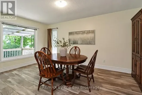 54 Fairway Crescent Wasaga Beach ON L9Z 1B8