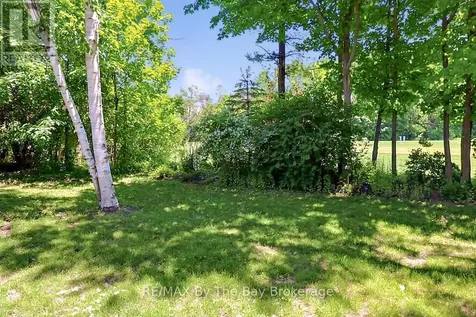 54 Fairway Crescent Wasaga Beach ON L9Z 1B8