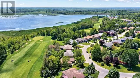 54 Fairway Crescent Wasaga Beach ON L9Z 1B8