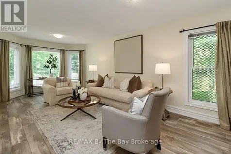 54 Fairway Crescent Wasaga Beach ON L9Z 1B8