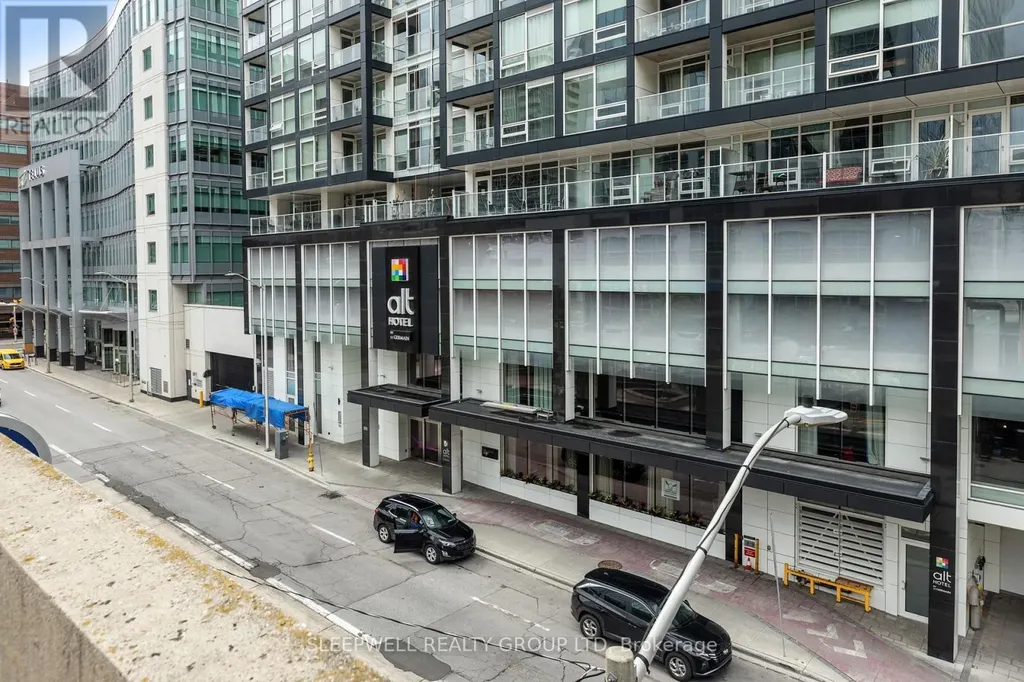 199 Slater Street Ottawa ON K1P 0C8