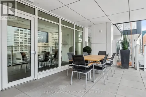 199 Slater Street Ottawa ON K1P 0C8