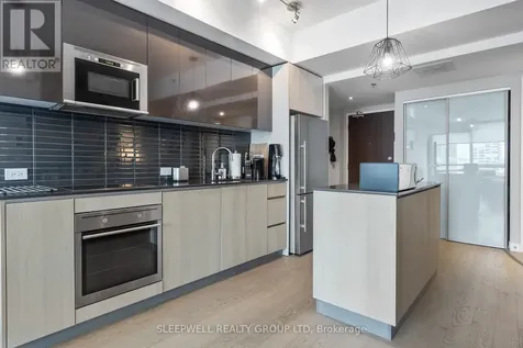 199 Slater Street Ottawa ON K1P 0C8