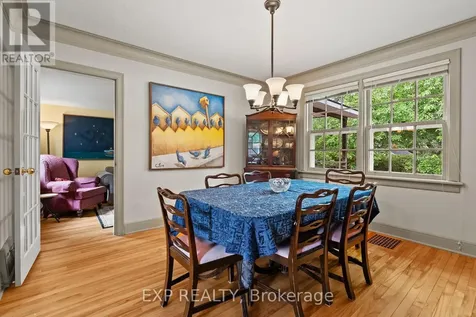 579 Broadview Avenue Ottawa ON K2A 2L6