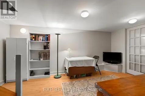 579 Broadview Avenue Ottawa ON K2A 2L6