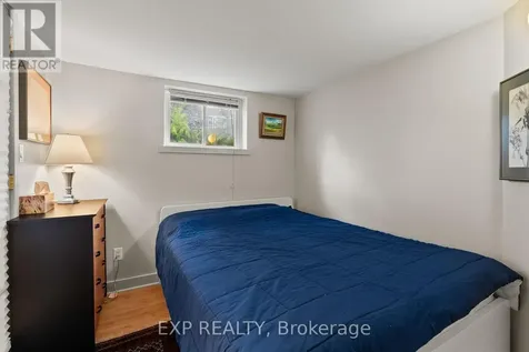579 Broadview Avenue Ottawa ON K2A 2L6