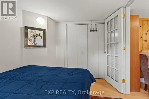 579 Broadview Avenue Ottawa ON K2A 2L6