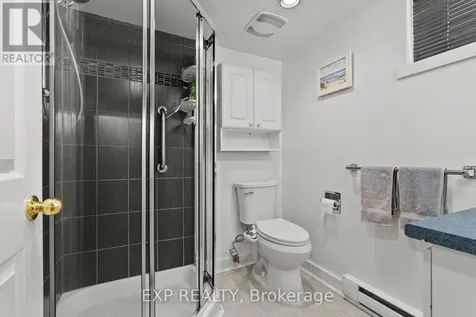 579 Broadview Avenue Ottawa ON K2A 2L6