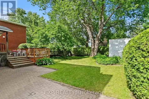 579 Broadview Avenue Ottawa ON K2A 2L6