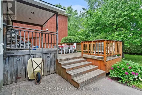 579 Broadview Avenue Ottawa ON K2A 2L6