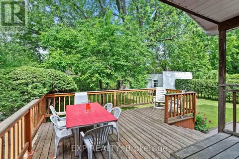 579 Broadview Avenue Ottawa ON K2A 2L6